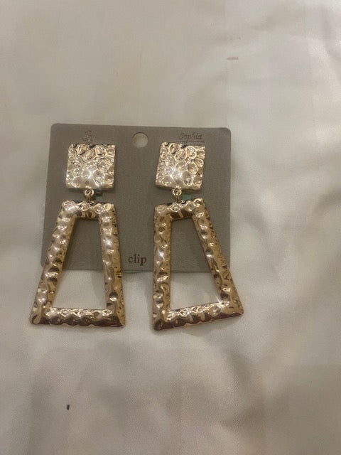 GOLD LARGE CLIP-ON EARRINGS FOR WOMEN STATEMENT EARRINGS.