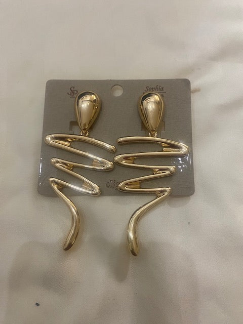 Matte Gold Large Clip-on Earrings for Women Statement Earring.